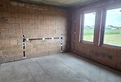 Casă cu 4 camere cu Teren 480 Mp în Central - 4