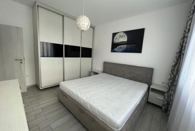 Apartament cu 3 camere în Dumbrăvița