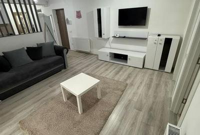 Apartament cu 3 camere semidecomandat, mobilat în Aeroport