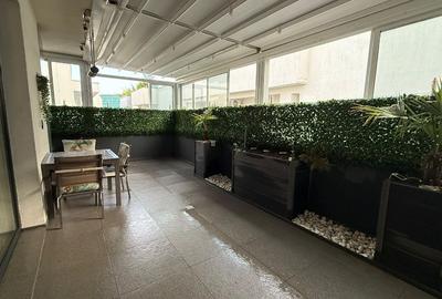 13 Septembrie Casa Poporului  Marriot Apartament 3 camere terasa 40mp  parcare - 2