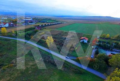 Oportunitate de Investi?ie Teren intravilan 4.270 mp cu PUZ Ocna Sibiului - 2