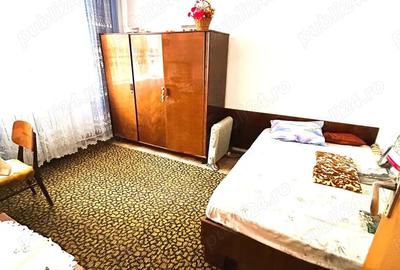Apartament 2 camere -et 1