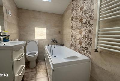Apartament cu 3 camere decomandat, mobilat în Central - 10