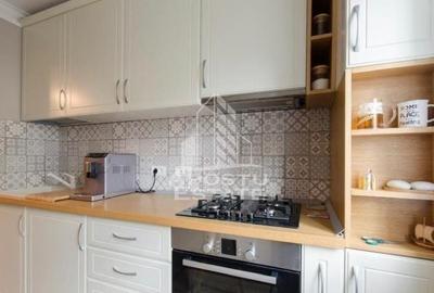 Apartament cu 3 camere semidecomandat, mobilat în Circumvalațiunii - 5