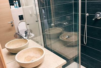 Apartament - 3 camere - decomandat - Calea Mosilor - 14