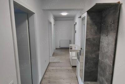 Apartament cu 2 camere decomandat în Borhanci