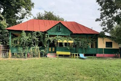 Casă cu 4 camere în Sămara - 1