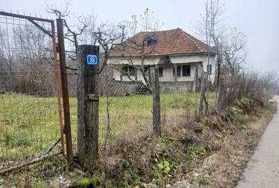 Teren 2900mp + Casa de vanzare Miclosanii Mari, Dambovita - 1