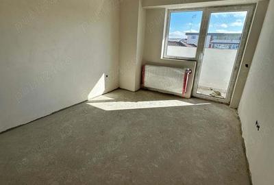 Apartament 3 camere semidecomandat zona Sesu de sus - 1