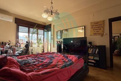 Apartament cu 3 camere semidecomandat în Moșilor - 3