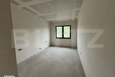 Casă cu 4 camere decomandat în Central - 6