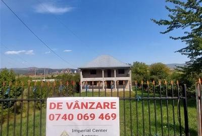 Casa de vanzare la pret de apartament Onesti - 3