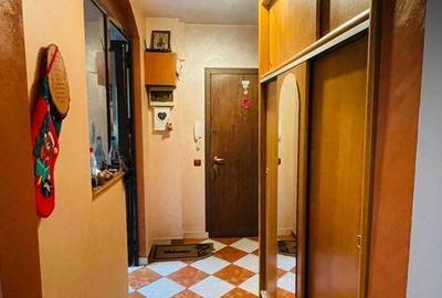 Apartament cu 3 camere semidecomandat, mobilat în Alexandru Obregia - 2