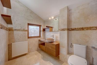 Casă individuală cu 5 camere cu Canalizare în Central - 36