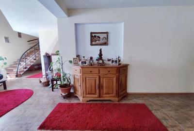 Casă cu Canalizare în Ghiroda - 8