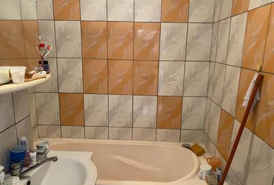 Apartament 2 camere, et. 2, in Rovinari, str. Sporturilor Apartament 2 camere, et. 2, in Rovinari, str. Sporturilor - 8