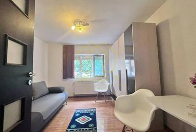 Garsonieră decomandată în Complex Studențesc