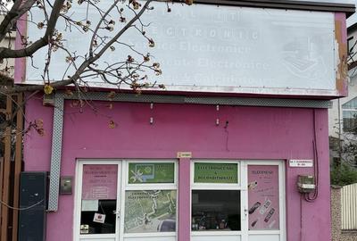 Spațiu comercial, de 70 mp, în Central - 3