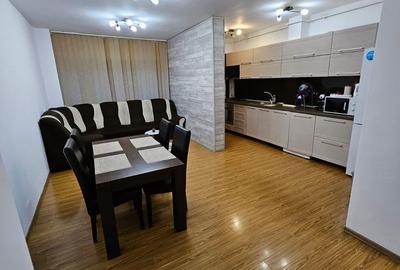 Apartament cu 3 camere semidecomandat în Gruia - 2