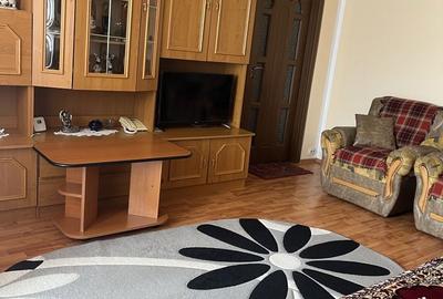Apartament cu 3 camere semidecomandat în Central - 4