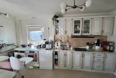 Casă cu 6 camere cu Teren 350 Mp în Ghiroda - 2