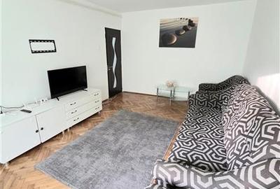 Apartament cu 2 camere decomandat, mobilat în Inel I
