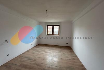 Duplex cu 4 camere cu Canalizare în Copăceni - 7