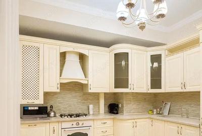 Garsonieră decomandată în Lipovei