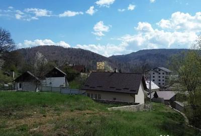 Teren de 1272 mp, în Gura Humorului - 1