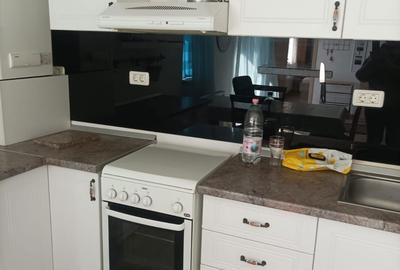 Apartament cu 2 camere semidecomandat în Giroc