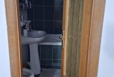 Apartament cu 3 camere decomandat în Central - 3