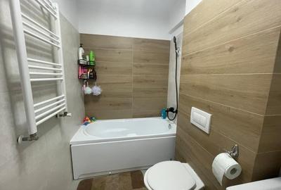 Apartament cu 3 camere decomandat, mobilat în Galata - 8
