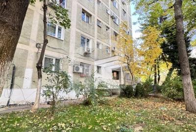 Garsoniera  B-dul Alexandru Obregia - ideala pentru investitie, etaj 1 - 1