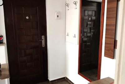 Apartament cu 2 camere semidecomandat, mobilat în Sud - 6