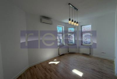 Casă individuală cu 8 camere cu Canalizare în Capitale - 17