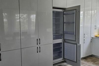 Casă cu 3 camere cu Teren 1075 Mp în Topalu - 1