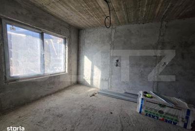 Casă cu 9 camere cu Teren 500 Mp în Tineretului - 16