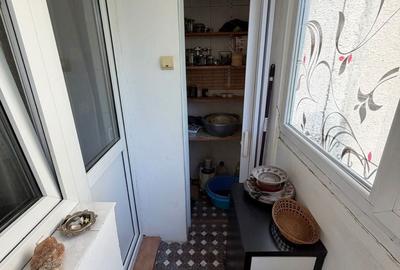 Apartament cu 4 camere decomandat în Crângași - 8