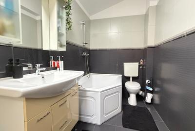 Duplex cu 7 camere cu Canalizare în Apusului - 13