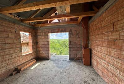 CASA cu PRIVELISTE- Somcuta - 6