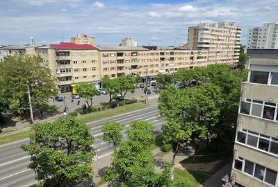 Apartament cu 3 camere în Micro 14 - 1