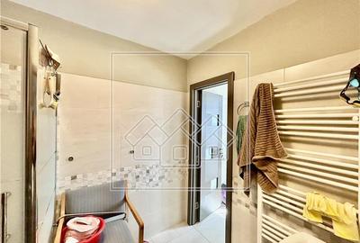 Casă individuală cu 8 camere cu Canalizare în Lazaret - 31