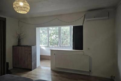 Apartament cu 3 camere decomandat, mobilat în Complex Studențesc - 3