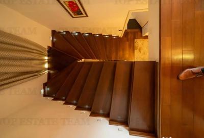 Casă cu 9 camere cu Canalizare în Crevedia - 8