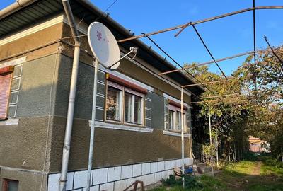 Vand casa in Apahida, zona Centrala, ideal investitie! - 1