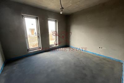 Duplex cu 4 camere cu Canalizare în Moșnița Nouă - 3