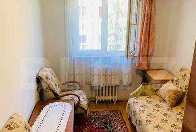 Apartament de vanzare, cu 3 camere, zona 7 Noiembrie - 4
