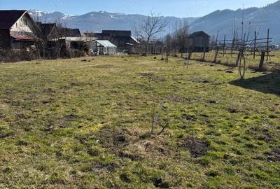 Casă cu 3 camere cu Teren 15 Mp în Leordina - 1