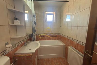 Apartament cu 3 camere decomandat, mobilat în 9 Mai - 4