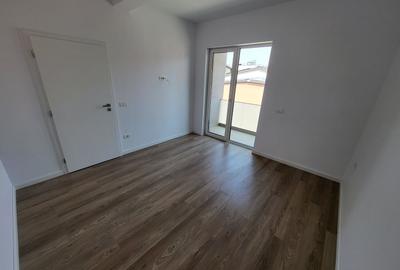 Duplex cu 4 camere cu Canalizare în Braytim - 10
